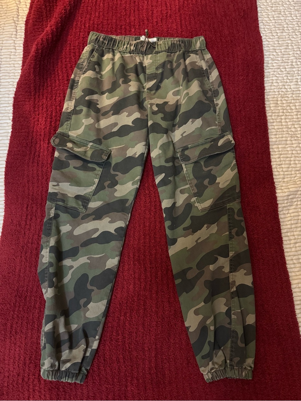 No Boundaries Camouflage Cargo Jogger Pants - Olive Green
